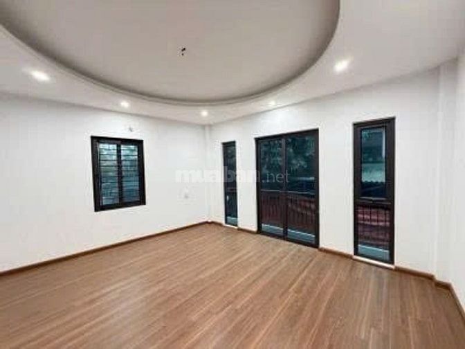 NHÀ ĐẸP 6 TẦNG – VỊ TRÍ ĐẮC ĐỊA PHỐ LÊ TRỌNG TẤN – MẶT TIỀN RỘNG 