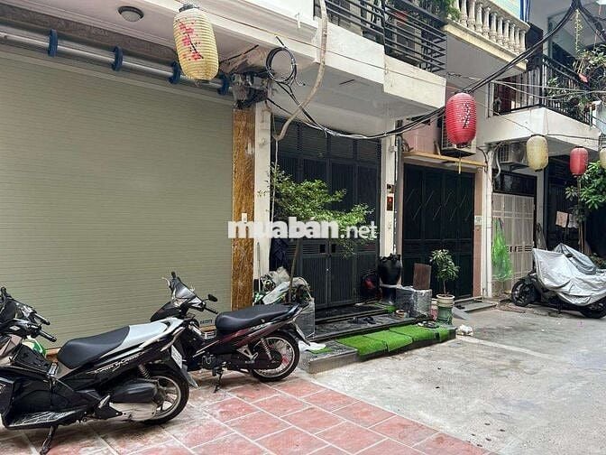 Nhà Văn Miếu, gần phố cổ, 48m*5T thang máy, lô góc 6 ngủ, oto đỗ gần