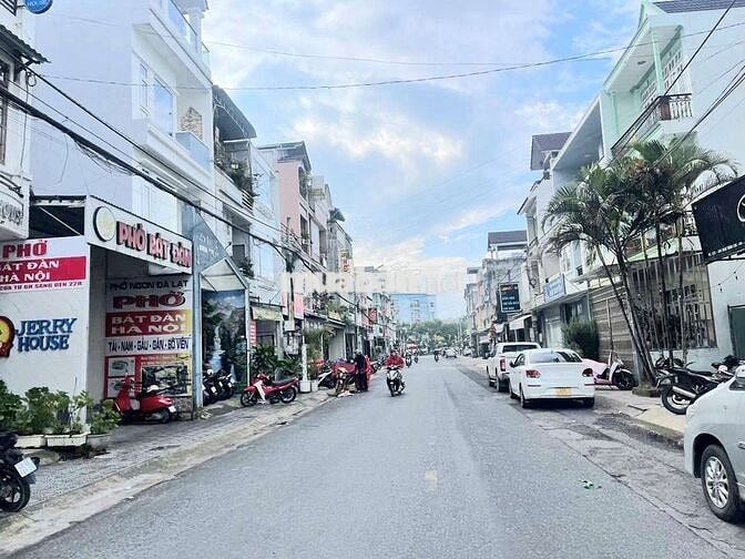 🏡 BÁN NHÀ PHỐ MẶT TIỀN NGAY KQH MẠC ĐĨNH CHI ĐÀ LẠT - ĐƯỜNG RỘNG 8M