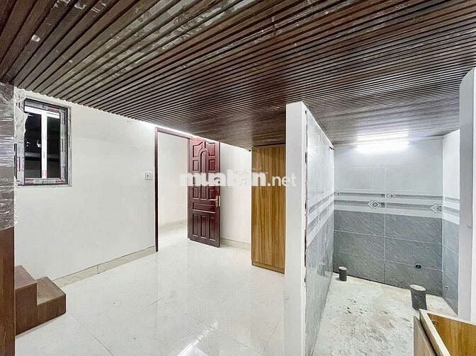 DUPLEX MỚI XÂY NGAY ETOWN CỘNG HÒA CÓ MÁY LẠNH GÁC CAO CHỈ 4TRxxx