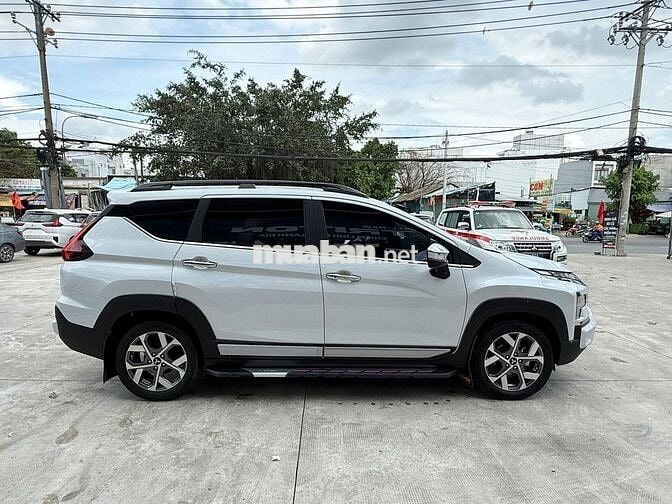 Mitsubishi Xpander Cross Trắng 2024 - Odo 13.500km