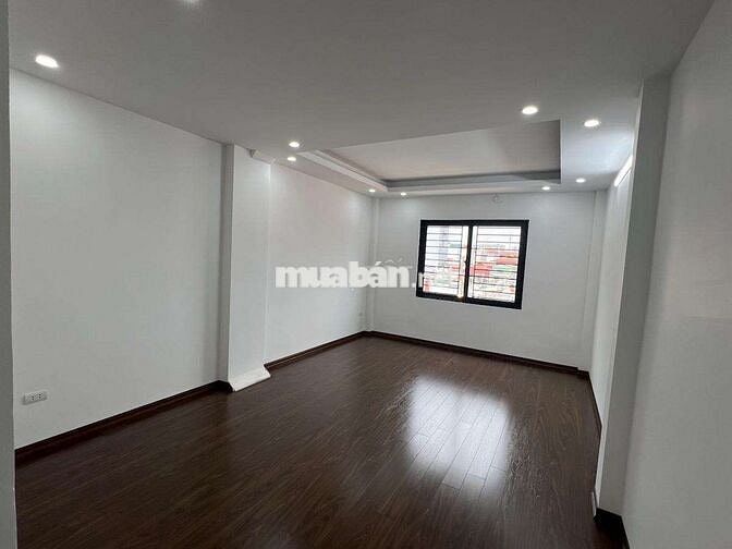 Nhà Văn Miếu, gần phố cổ, 48m*5T thang máy, lô góc 6 ngủ, oto đỗ gần