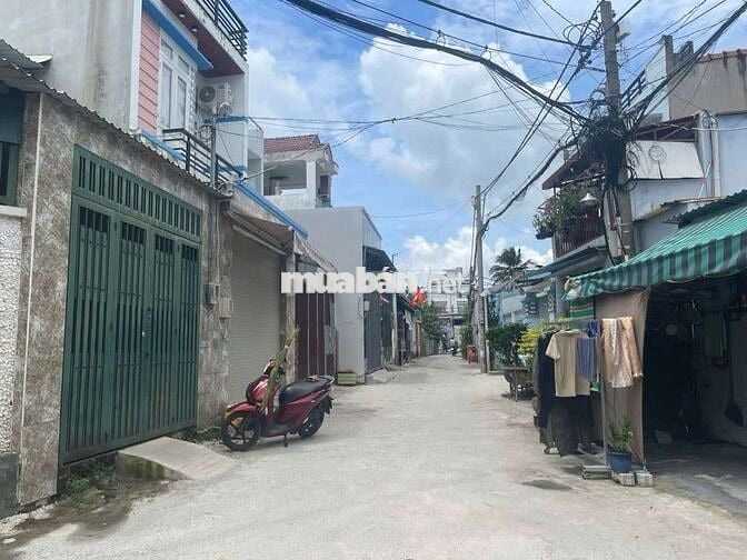 BÁN NHÀ SỔ HỒNG RIÊNG.GẦN CHỢ THỚI TỨ