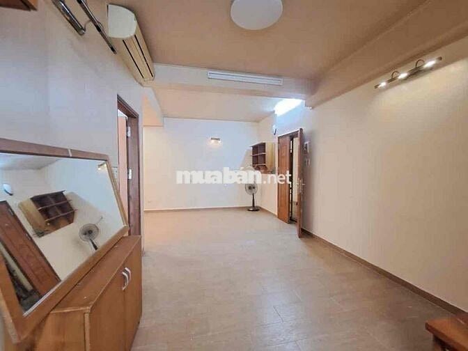 Cần bán nhà 81m2 4.9 tỷ Nam Thành Công, C18 Bộ Công An 36 Nguyên Hông
