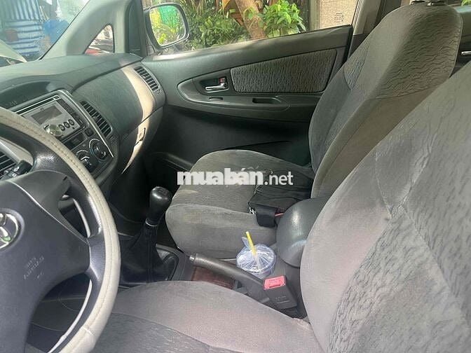 Toyota Innova 2012 E - 120000 km