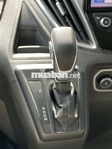 Ford Tourneo Titanium 2.0 AT 2019 - 31000 km