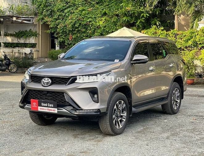 Toyota Fortuner Legender 2.4AT 2021 - 36173 km