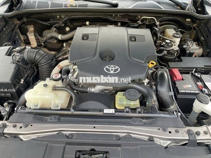Toyota Fortuner Legender 2.4AT 2021 - 36173 km