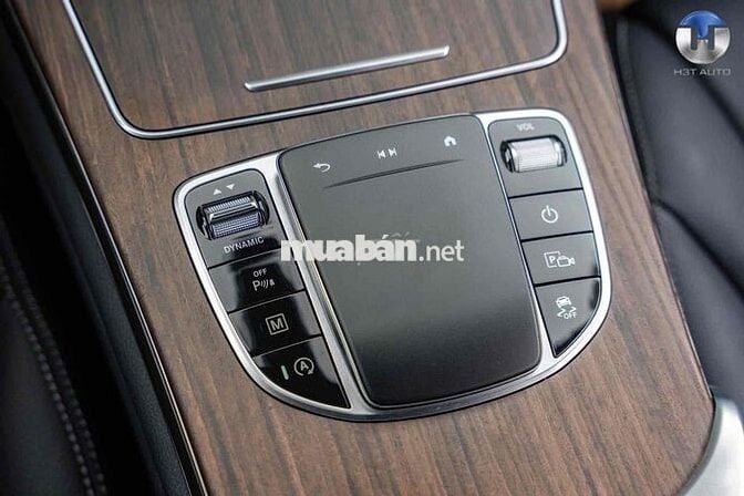 Mercedes Benz GLC 2022 200 4MATIC - 20000 km