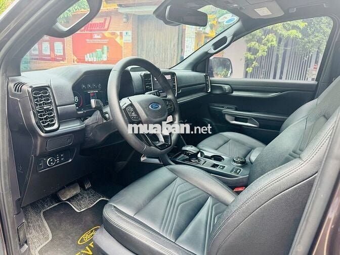 Ford Everest 2023 Titanium 2.0L 4x4 AT - 81000 km