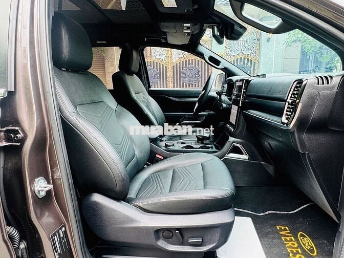 Ford Everest 2023 Titanium 2.0L 4x4 AT - 81000 km