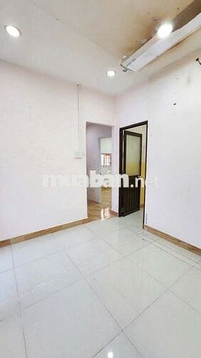 🔴 Nhà 2 tầng nở hậu L khủng 6,5m đường Ba Đình P. Hưng. Giá 3,68 tỷ TL