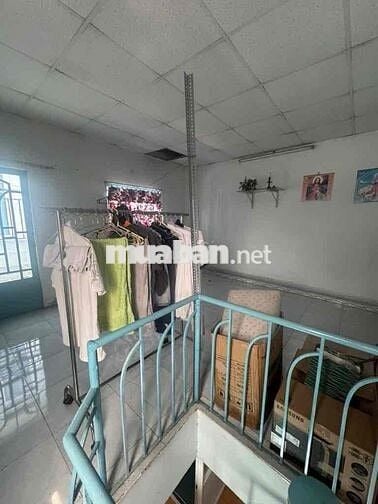Nhà 3 tầng, ngay chợ, giá tốt chỉ 2.65 tỷ