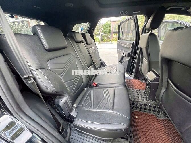 Ford Everest Titanium 4x2 2023 - 59000 km