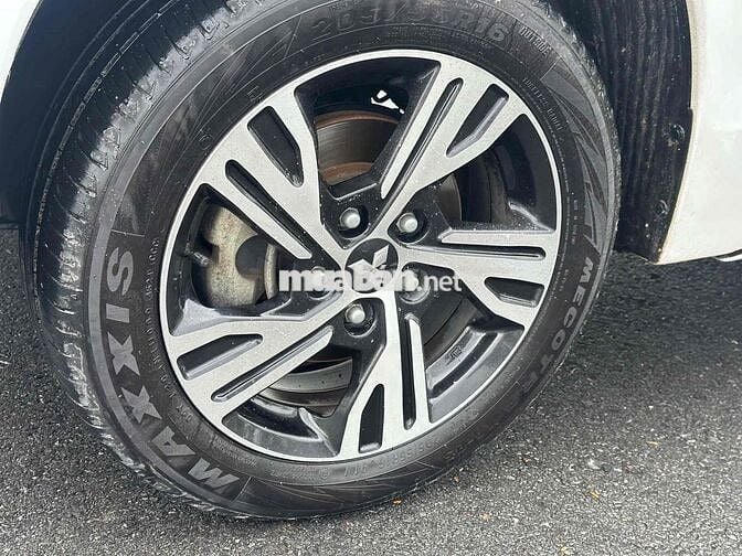 Cần Bán Mitsubishi Xpander 2021 1.5AT xe đẹp