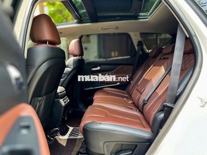 Hyundai SantaFe 2.2D Premium – 2022