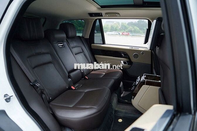 Range Rover Vogue 3.0 LWB – 2019