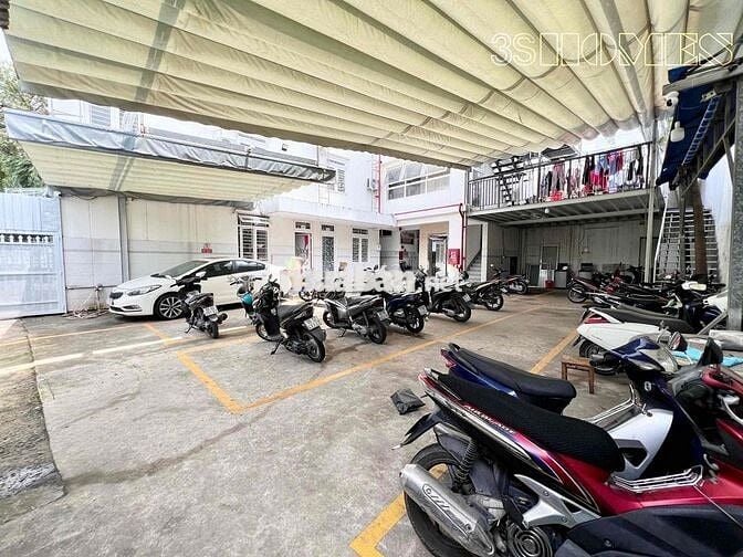 Gần CV làng hoa, IUH Tiện đường Nguyễn văn lượng, lê đức thọ, phạm văn