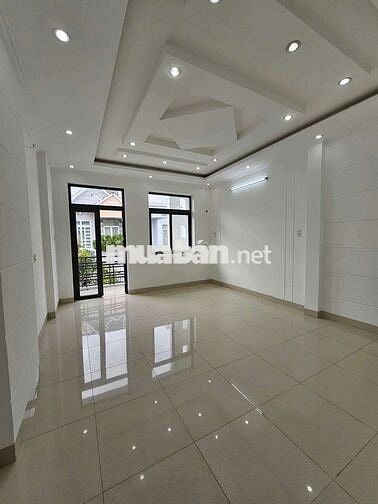 BÁN GIÁ RẺ NHẤT KHU
NHÀ 1 LẦU MỚI ĐẸP - ĐƯỜNG B5 KDC HƯNG PHÚ