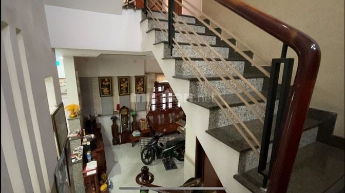 nhà 2 MT Quận 12, ngay góc ngã tư Lê Thị Riêng TX25,vị trí cực kỳ hiếm
