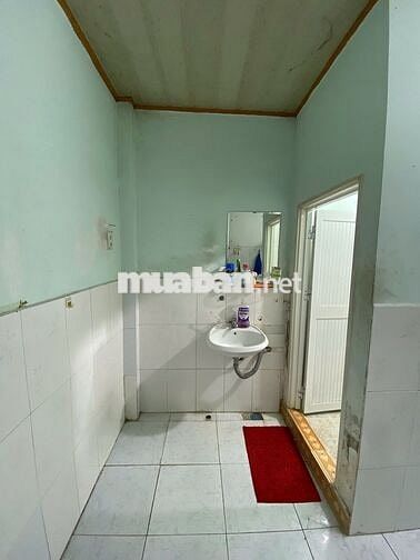 Tìm người ở ghép nhà nguyên căn 90m2 đường số 9, Hiệp Bình Chánh