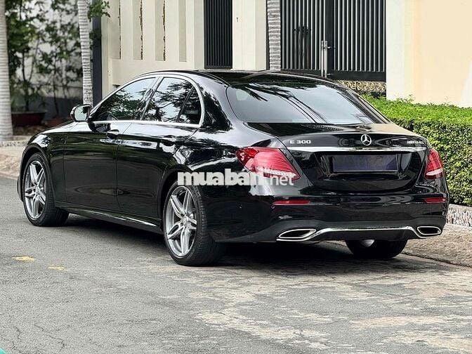 Mercedes Benz E Class 2017 E300 - 89000 km