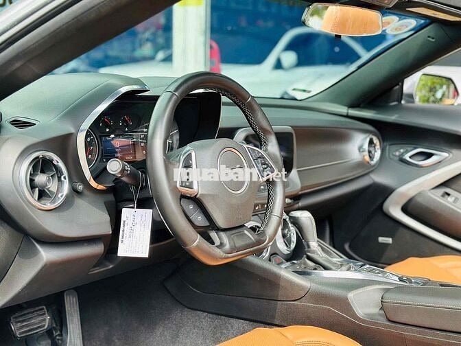Chevrolet Camaro RS Convertible Model 2020