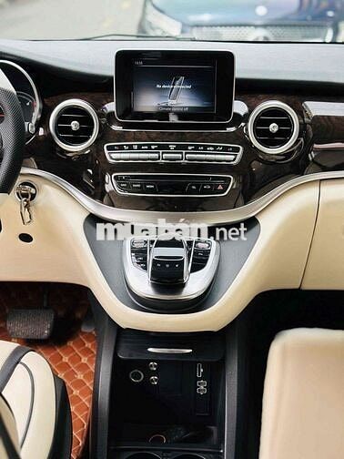 Mercedes Benz V220 avantgarde Up nội thất Maybach