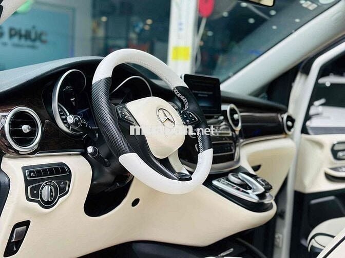 Mercedes Benz V220 avantgarde Up nội thất Maybach