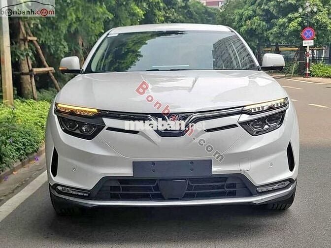 Vinfast VF 8 Eco 2024