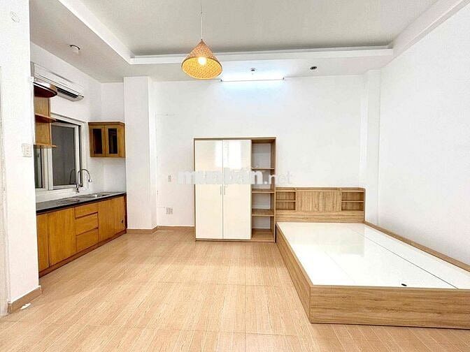 Cho Thuê Studio Cửa Sổ Thoáng Rộng 35m2 Vòng Xoay Dân Chủ CMT8 Quận 10