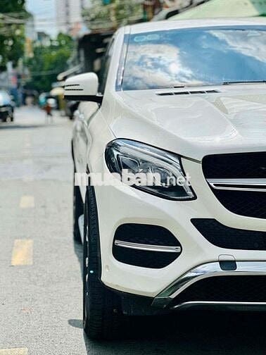 Mercedes Benz GLE400 4Matic  Moel 2016