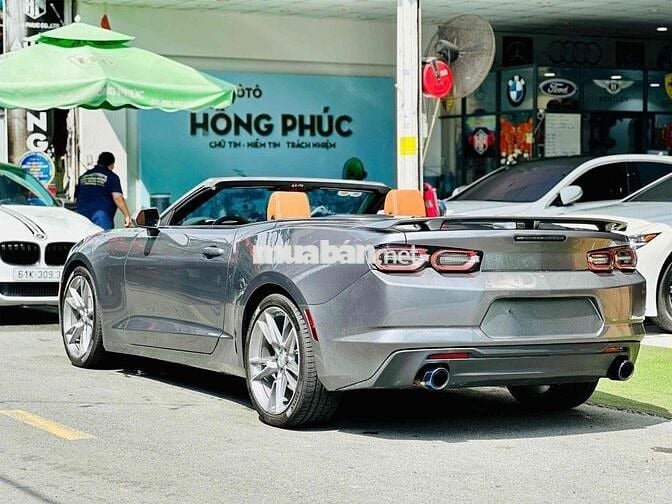 Chevrolet Camaro RS Convertible Model 2020