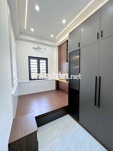 Cần cho thuê nhà 2 Lầu trục chính hẻm 506 đường Cách Mạng Tháng Tám
