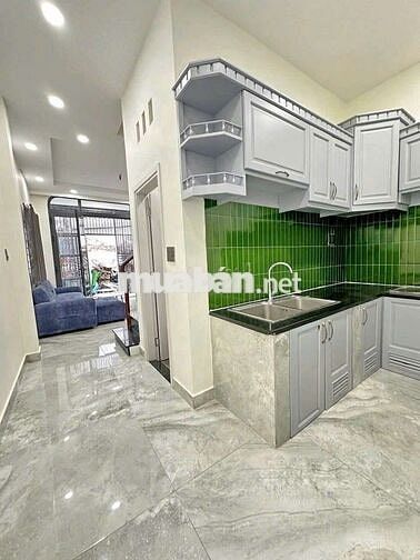 Nhà shr hoàn công Trần Xuân Soạn sân để xe ban công Tân Kiểng Quận 7