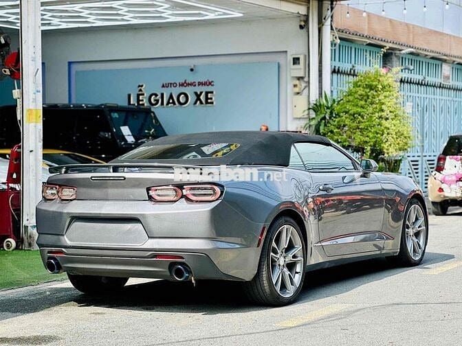 Chevrolet Camaro RS Convertible Model 2020