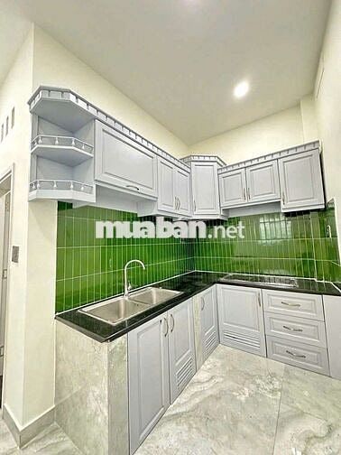 Nhà shr hoàn công Trần Xuân Soạn sân để xe ban công Tân Kiểng Quận 7