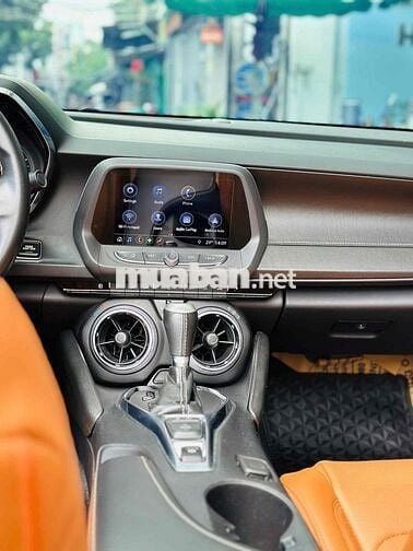 Chevrolet Camaro RS Convertible Model 2020