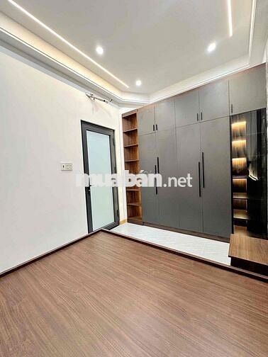 Cần cho thuê nhà 2 Lầu trục chính hẻm 506 đường Cách Mạng Tháng Tám