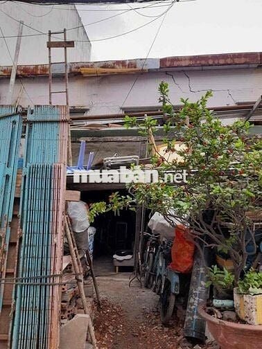 chính chủ  " ngộp cắt lổ" bán đất xây villa 8 x 10 m hẻm xe hơi