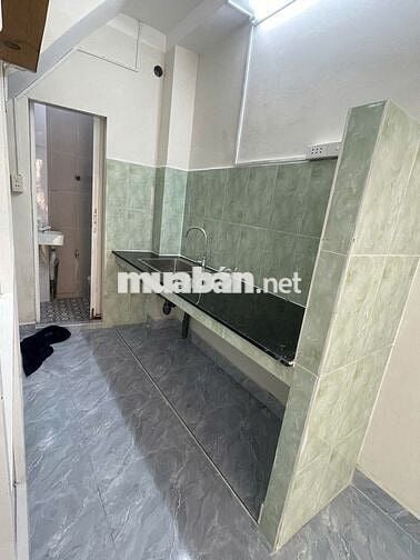 Nguyên căn đường Cô Bắc Q1 khu trung tâm giá chỉ 15 triệu
