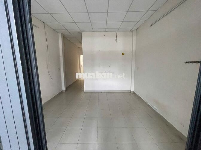 bán nhà c4 diện tích 93.5m2, 3 phòng ngủ, 1 phòng khách, đường số 5