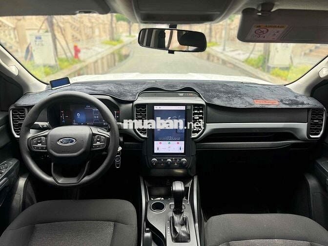 Ford Ranger 2024 XLS 2.0 4X2 AT - 7000 km