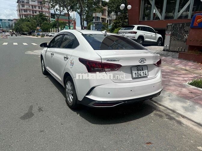 Hyundai Accent 2023 1.4 AT - 73000 km