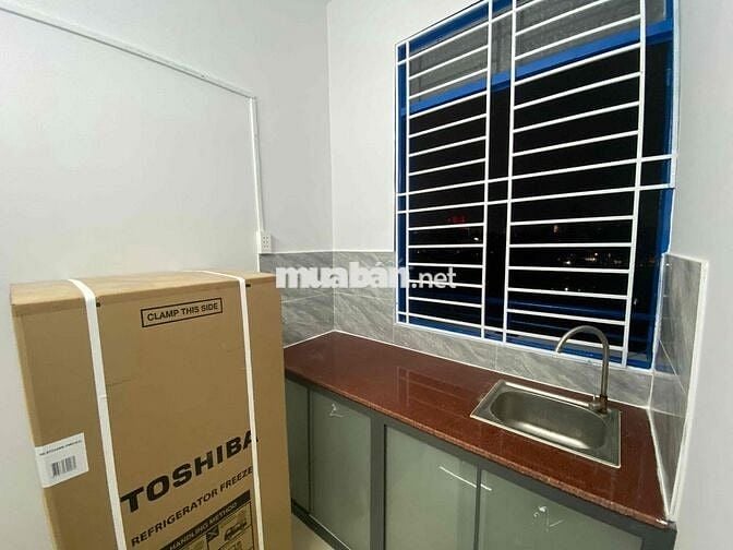 Phòng ban công full nội thất 6tr, trần xuân soạn quận 7