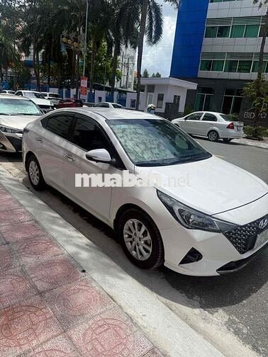 Hyundai Accent 2023 1.4 AT - 73000 km