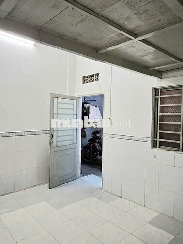 Phòng cho thuê ngay trung tâm quận Phú Nhuận, diện tích 25 m2