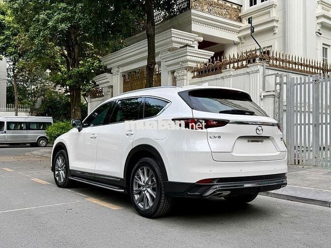 Mazda CX-8 2.5 Premium – 2025