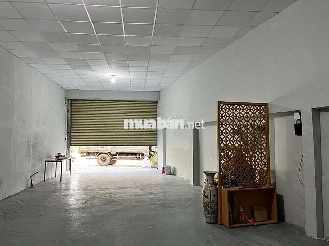CHÍNH CHỦ CẦN BÁN CĂN NHÀ NGANG 30M DT 1400 m MẶT TIỀN GẦN CHỢ HÓC MÔN