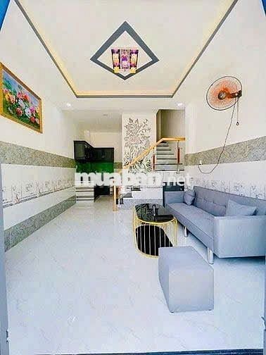 Bán nhanh nhà cô Kiều,Quận 8 Phạm Hùng 1t2l,dt lớn,gần svđ,giá 1t5 shr